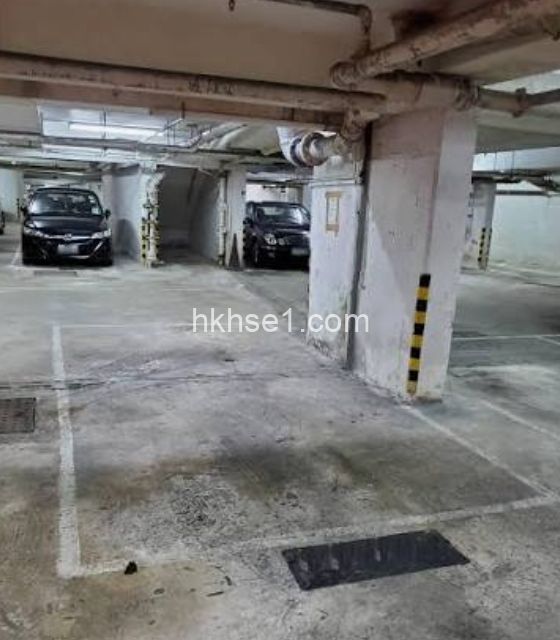 又一居車位出售